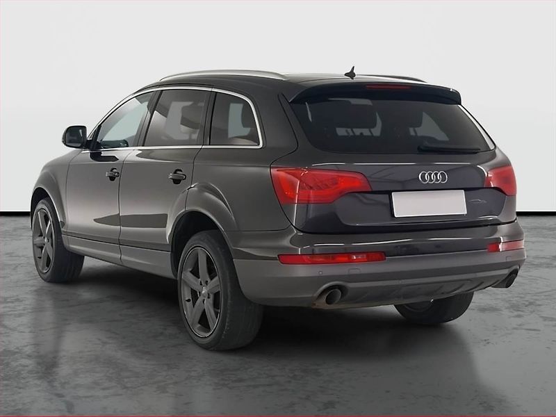 Audi Q7 (2011) 3.0 TDI, 4X4, Automat, 7 míst - fotka 4 z 25