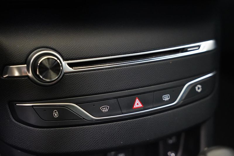 Peugeot 308 - fotka 24 z 29