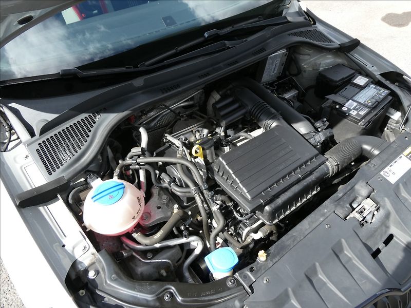 Škoda Fabia 1,2 TSI 81kW Monte Carlo, ČR - fotka 43 z 48