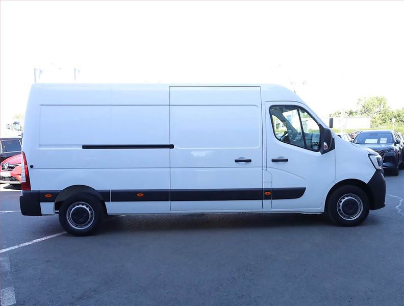 Renault Master (2024) 2.3 dCi 150, L3H2, 12m3, 1.0t - fotka 6 z 16