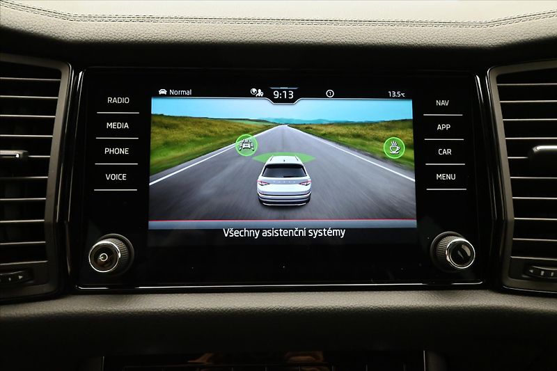 Škoda Kodiaq 2,0 TDI 147kW Sportline 4x4 Zá - fotka 15 z 25