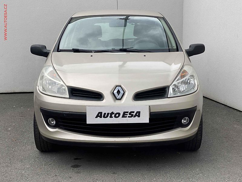 Renault Clio (2007) 1.2i, ČR, AC, zmk.řazení - fotka 2 z 16