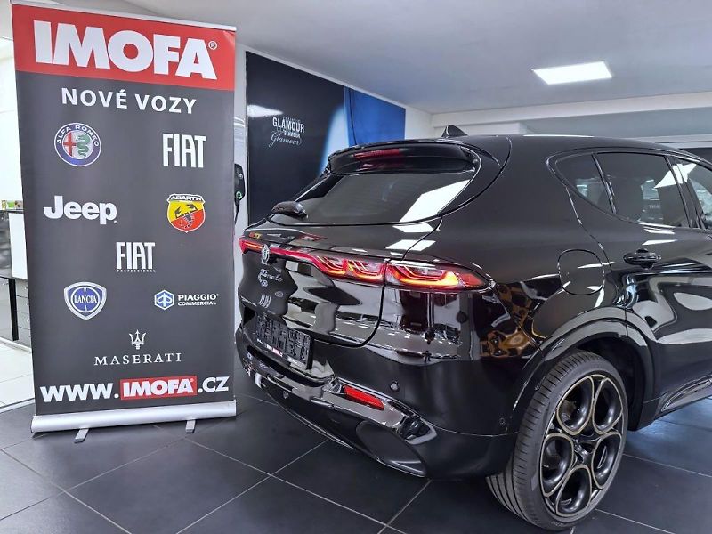 Alfa Romeo Tonale (2026) 1.6 JTDm 130k TCT6 INTENSA *62 - fotka 5 z 21