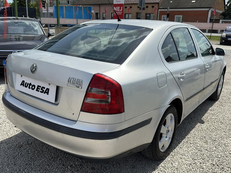 Škoda Octavia (2005) 1.9TDi, ČR, AC, tempo - fotka 4 z 15