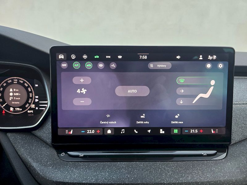 Škoda Octavia (2024) 1,5TSI 110KW Top Selection - fotka 14 z 36