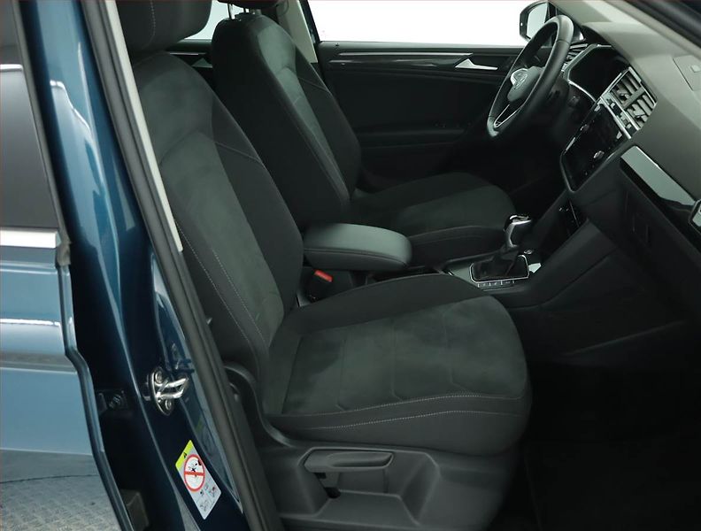Volkswagen Tiguan (2022) Elegance 2.0 TDI - fotka 9 z 13