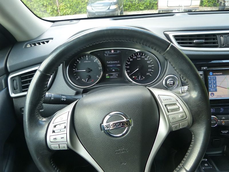 Nissan X-Trail 1.6 dCi - fotka 17 z 19