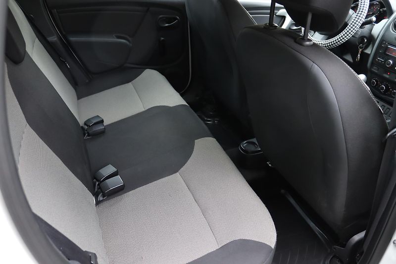 Dacia Duster 1.5dCi 1. MAJITEL JAKO NOVÉ - fotka 40 z 49