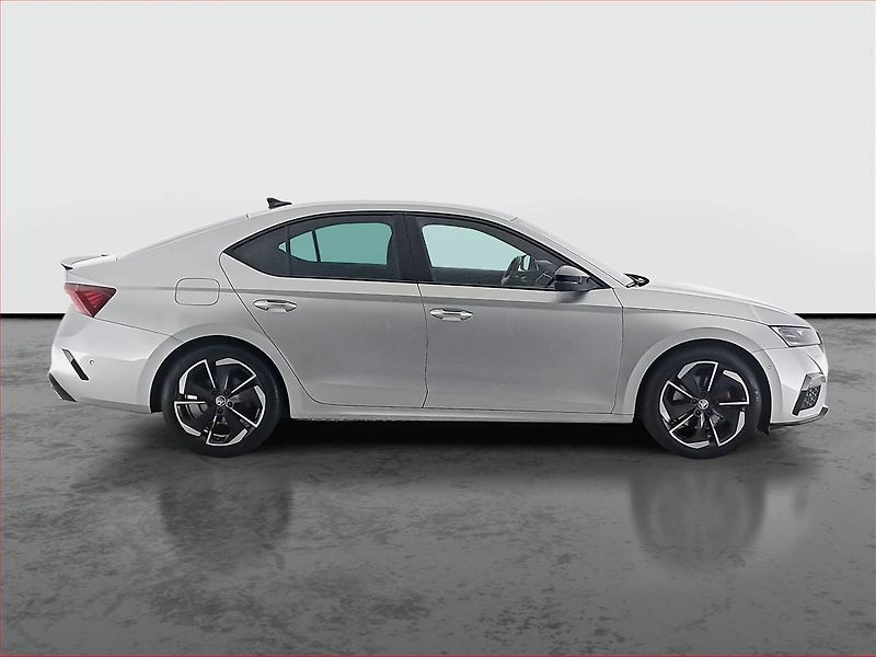 Škoda Octavia (2023) RS 2.0 TDI - fotka 6 z 22