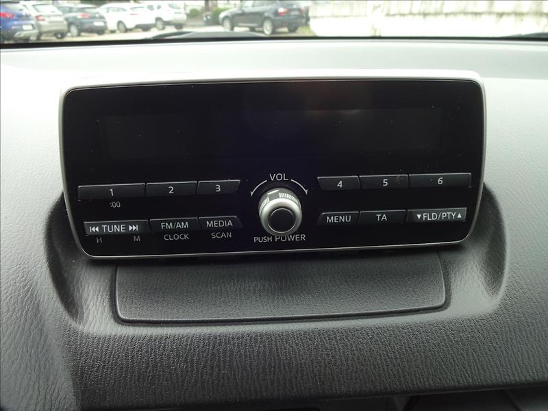 Mazda 2 1,5 i SKYACTIVE - fotka 34 z 48