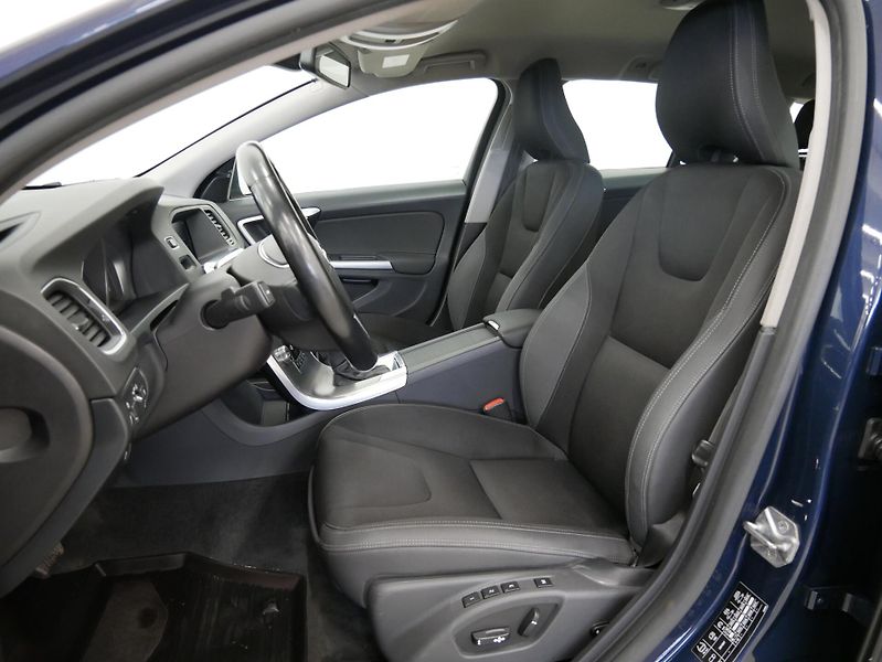 Volvo V60 - fotka 11 z 27