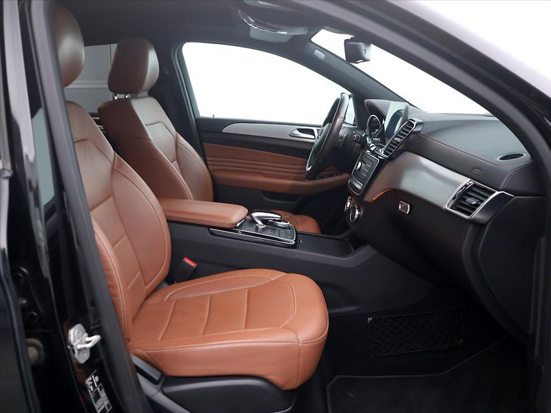 Mercedes-Benz GLE 3,0 350d 190kW 4Matic AUT CZ - fotka 12 z 40