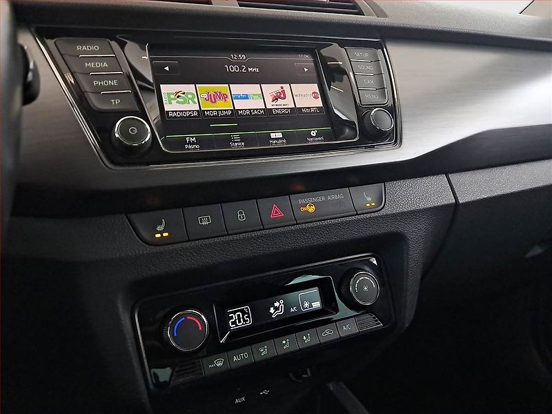 Škoda Fabia (2015) 1.2 TSI, Tempomat - fotka 12 z 15