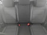 Volkswagen Golf (2010) 1.6 TDI, po STK, rezervace - náhled 10