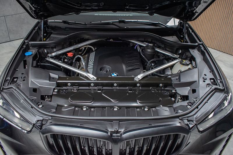 BMW X5 30d xD ///M*ZÁRUKA 9/27*7míst* - fotka 72 z 74