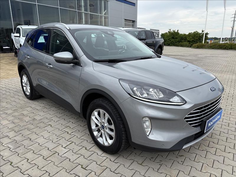 Ford Kuga 1,5 EcoBoost 110kW Titanium - fotka 7 z 39