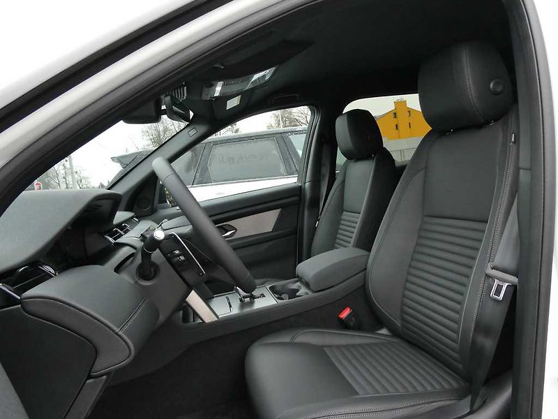 Land Rover Discovery Sport 2,0 Landmark D200 - fotka 9 z 44