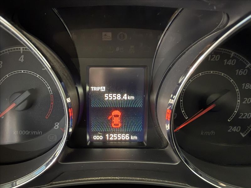 Mitsubishi ASX 1,6   16V, 1.MAJITEL, SERVISKA - fotka 14 z 18