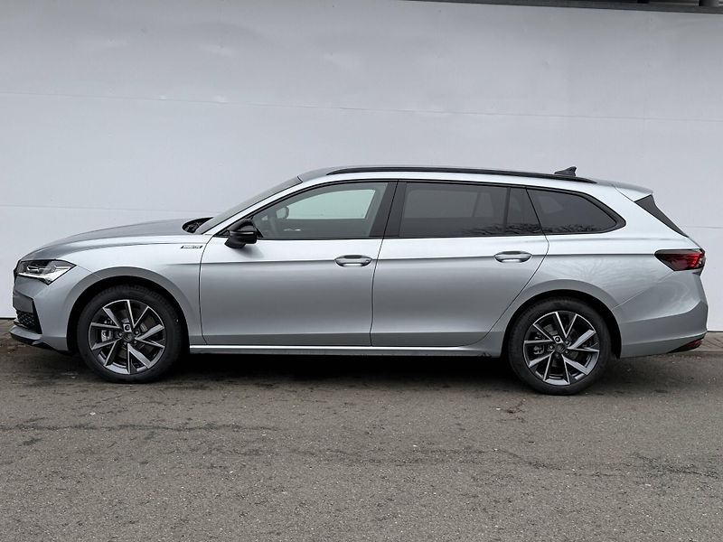Škoda Superb (2025) Sportline DSG 2,0TDI - fotka 2 z 6
