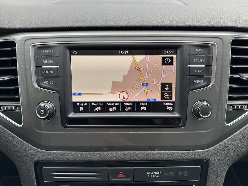 Volkswagen Golf Sportsvan (2016) 1.4TSi R-Line DSG Xenony Navi - fotka 11 z 48
