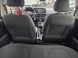Hyundai i10 1,0 49KW vyhř. volat + sedadla - náhled 25