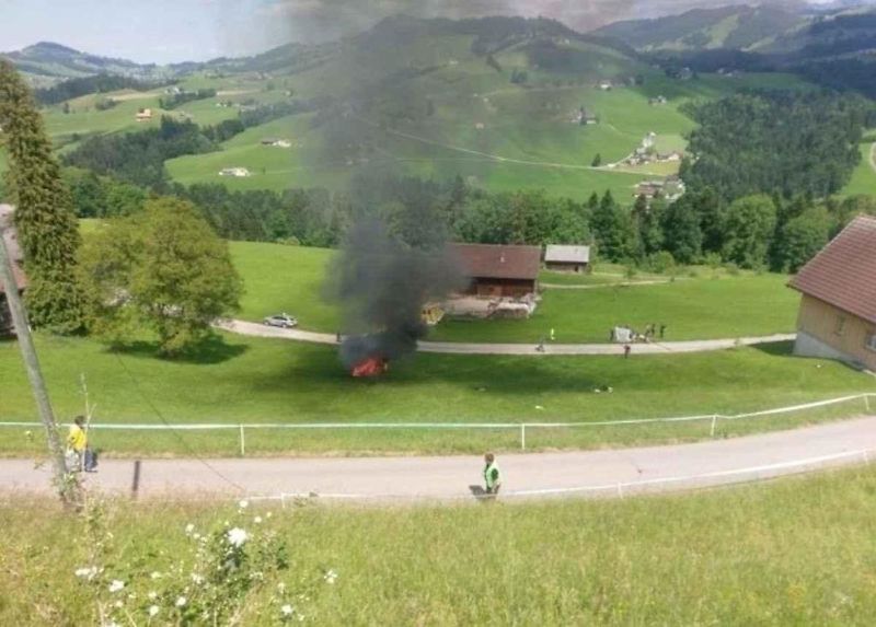 Před nehodou Richard Hammond ztratil nad autem kontrolu.
