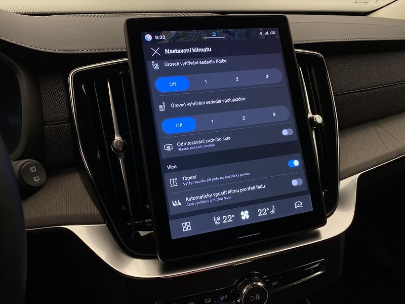 Volvo XC90 T8 AWD RECHARGE DARK REZERVACE - fotka 47 z 67