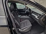 Volvo XC60 B4 145kW AWD Momentum Pro,ČR - náhled 14