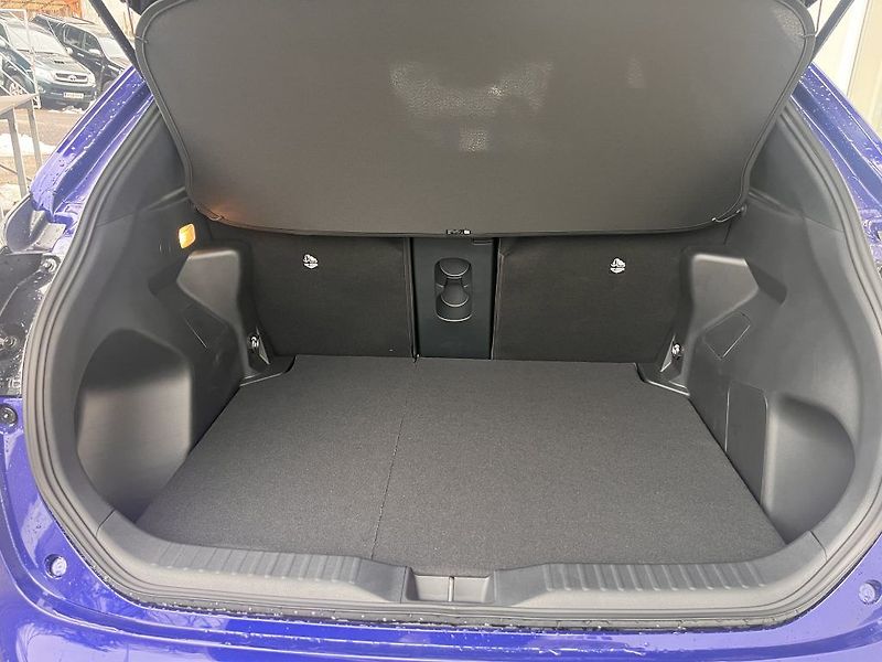 Toyota Yaris Cross 1.5 HEV Style + zimní komplety - fotka 6 z 15