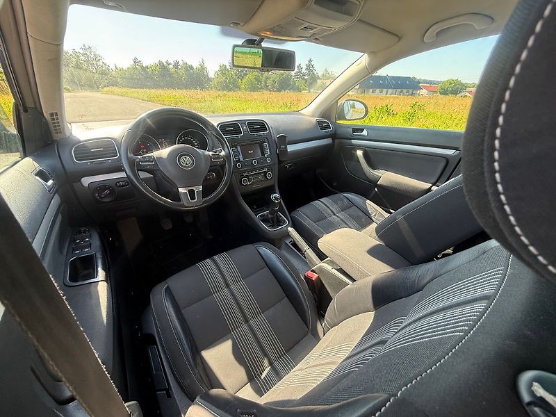 Volkswagen Golf - fotka 12 z 16