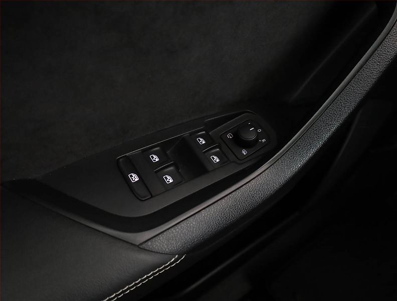 Škoda Kodiaq (2020) Sportline 2.0 TSI - fotka 17 z 20