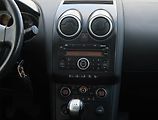 Nissan Qashqai (2007) 1.6, po STK, Tažné - náhled 12