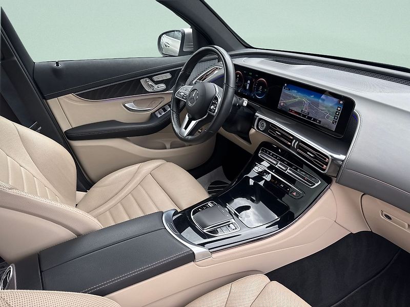 Mercedes-Benz EQC 400 4MATIC - fotka 12 z 24