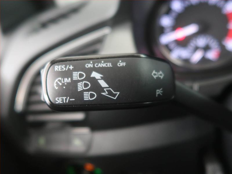 Škoda Fabia (2015) Style 1.2 TSI, Automat - fotka 17 z 21