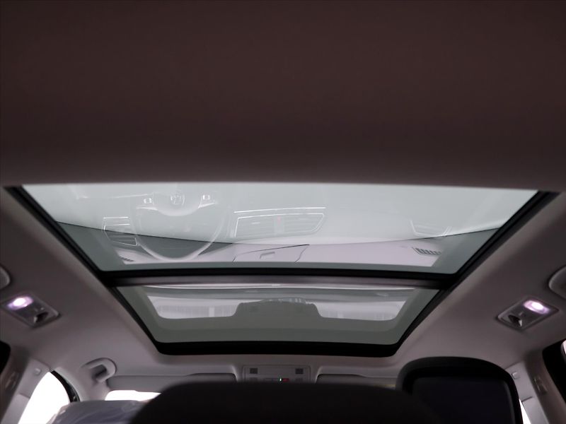 Volkswagen Tiguan 2,0 TSI 162kW DSG 4MOT Highlin - fotka 39 z 48