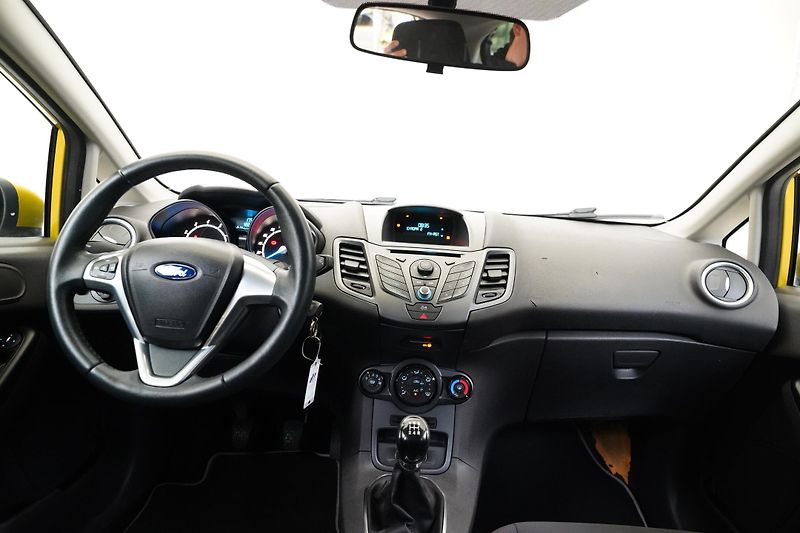 Ford Fiesta - fotka 4 z 25