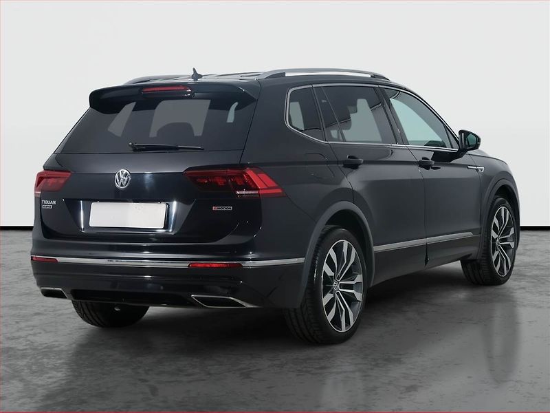 Volkswagen Tiguan Allspace (2019) R-Line 2.0 TSI - fotka 5 z 25