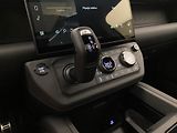 Land Rover Defender (2026) OCTA BLACK AWD AUT - náhled 35