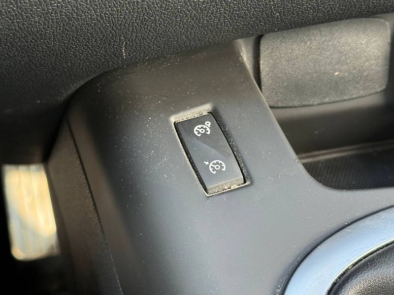Renault Scénic (2016) 1.6 dCi 96 kW Expression - fotka 16 z 21