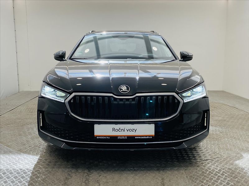 Škoda Superb 2,0 TDI 110kW DSG Selection - fotka 26 z 29