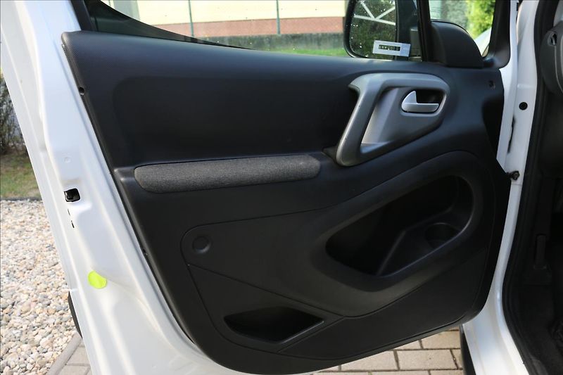 Citroën Berlingo 1,6 Multispace, Tažné , ČR - fotka 13 z 40