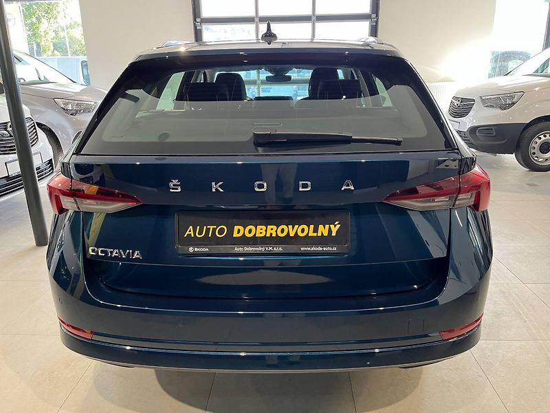 Škoda Octavia Combi Style 2,0TDI 110kW DSG/P - fotka 7 z 28