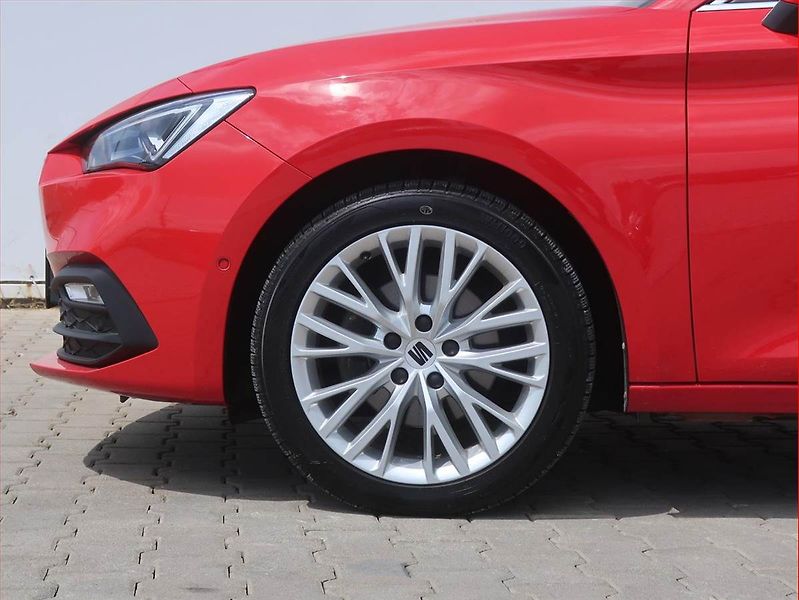 Seat Leon (2021) Xcellence 1.0 TSI, Automat - fotka 15 z 17