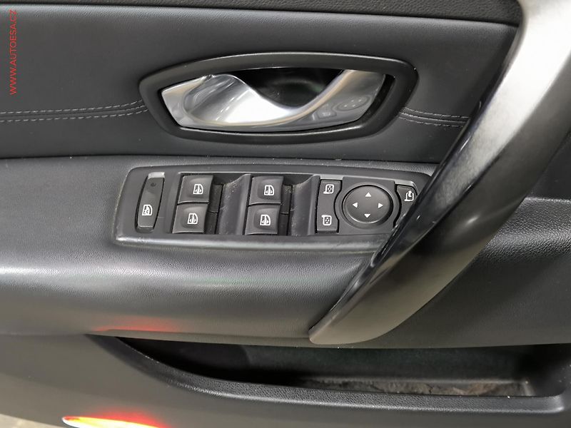 Renault Laguna (2008) 2.0 dCi, ČR, AC, TZ, kůže - fotka 16 z 16