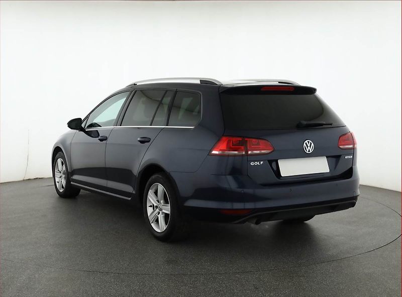 Volkswagen Golf (2016) Comfortline 1.6 TDI, Tempomat - fotka 4 z 16