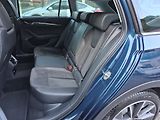 Škoda Octavia Combi Scout TDi 147kw DSG 4x4 - náhled 42