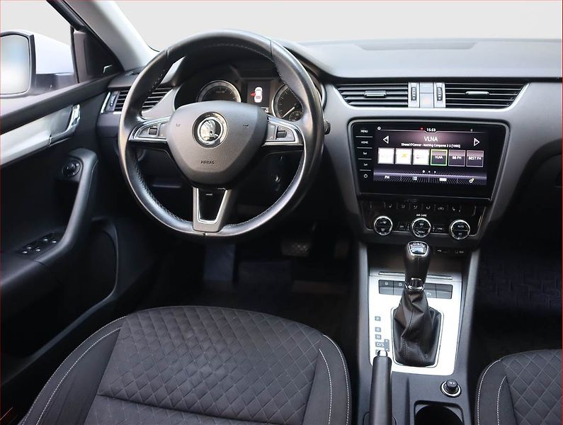 Škoda Octavia (2017) Ambition Plus 2.0 TDI, Automat - fotka 7 z 21