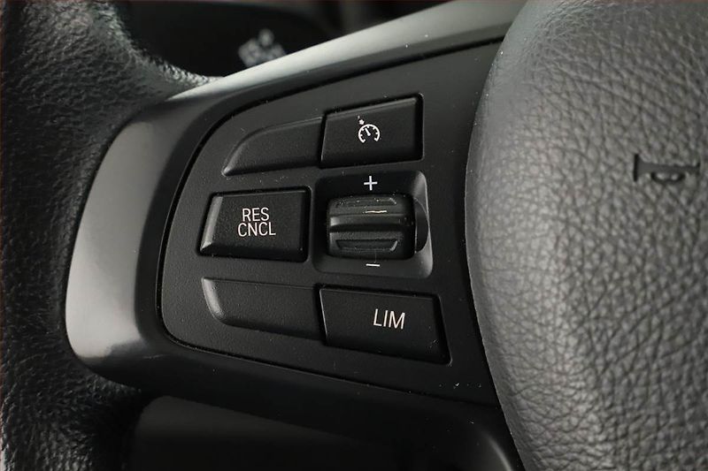 BMW Řada 2 (2018) 218i Gran Tourer, Automat - fotka 17 z 20