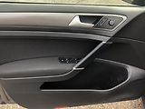 Volkswagen Golf (2013) 1,6TDI DSG Comfortl. Nez. top. - náhled 23