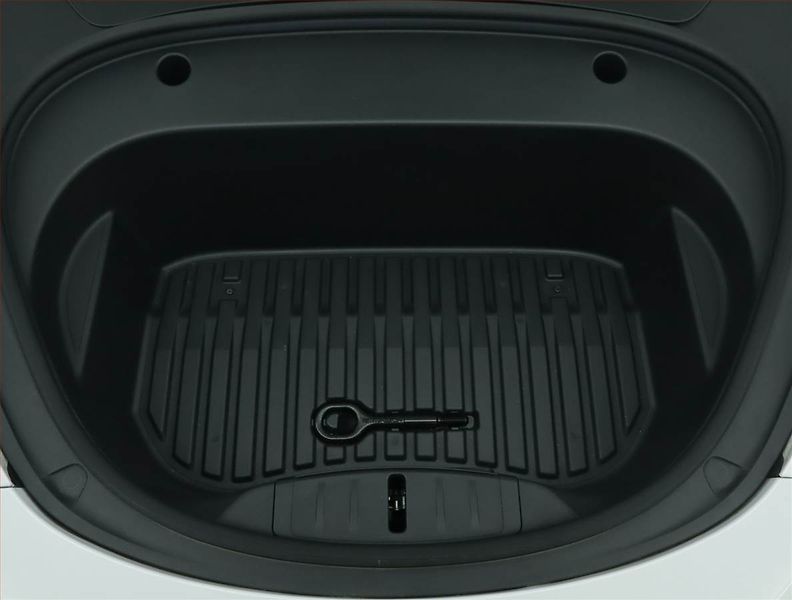 Tesla Model 3 (2021) Long Range 4WD 74kWh, SoH 88% - fotka 18 z 20